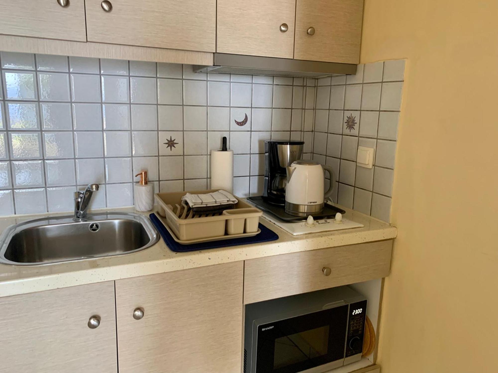 Eviaxl Studios Khrónia Exteriör bild